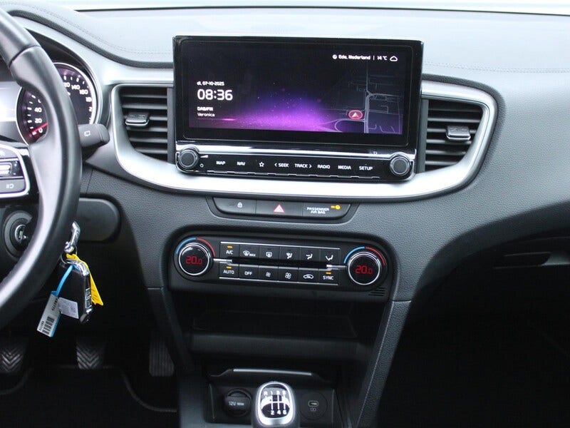 Kia Ceed Sportswagon (15)