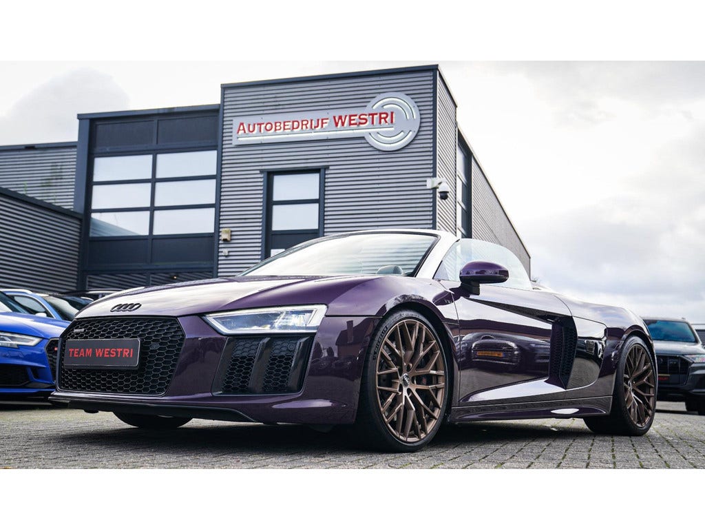 Audi R8