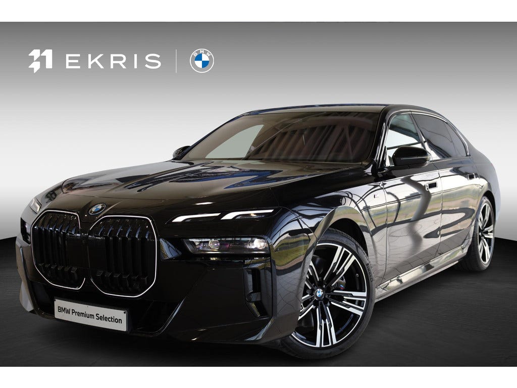 BMW i7