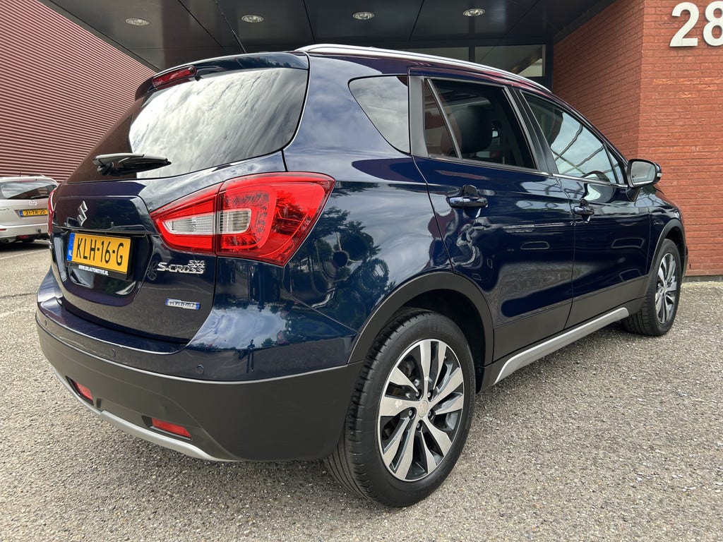 Suzuki Cross (3)