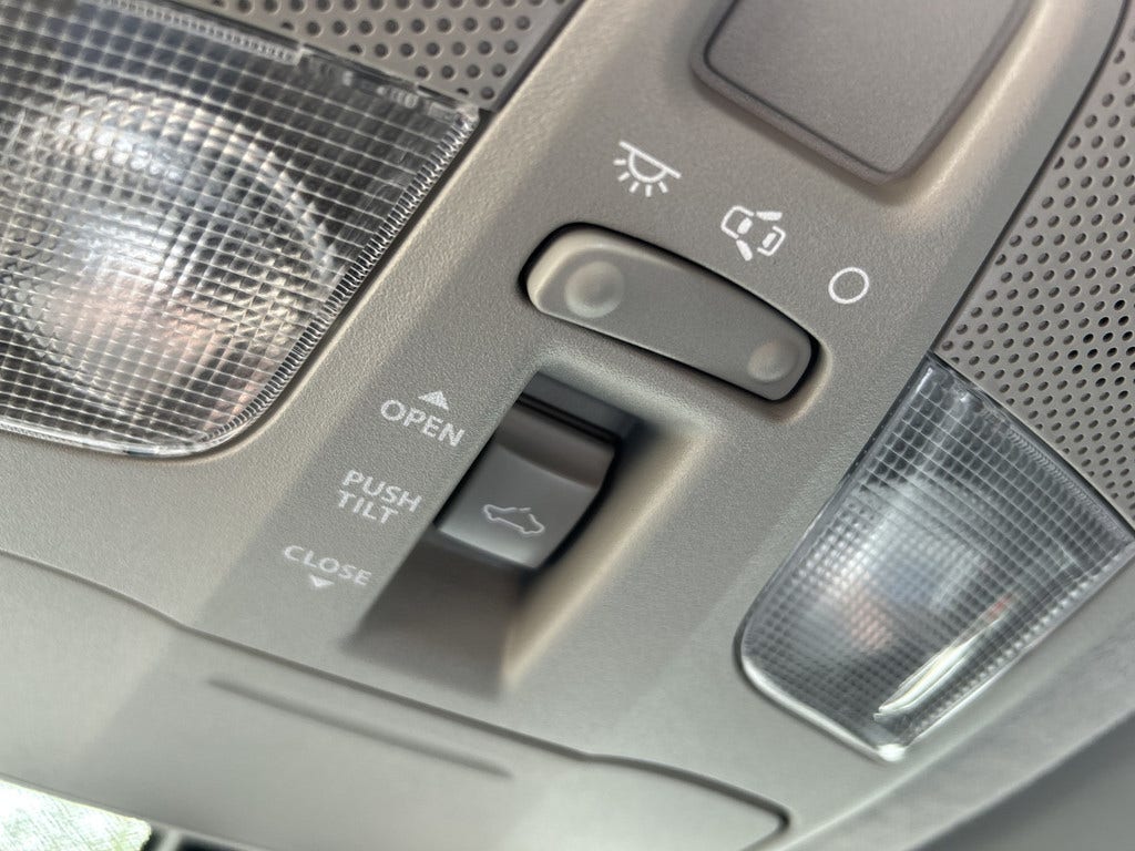 Suzuki Cross (18)