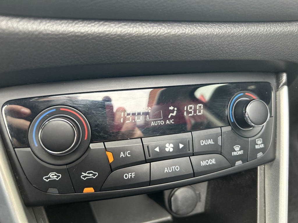 Suzuki Cross (24)