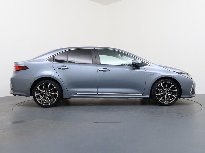 Toyota Corolla (6)