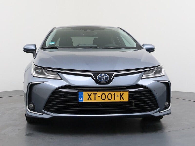 Toyota Corolla (8)