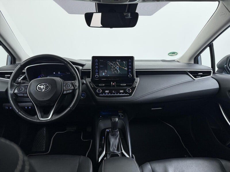 Toyota Corolla (9)