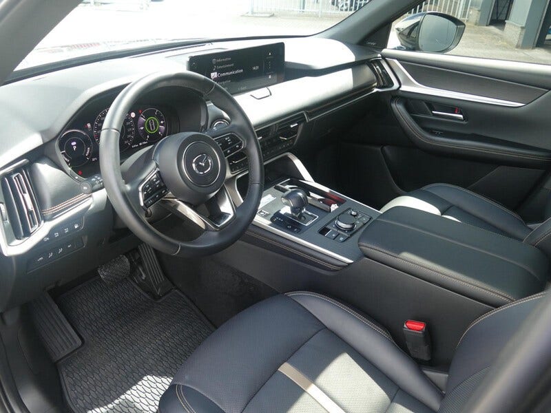 Mazda CX-60 (10)