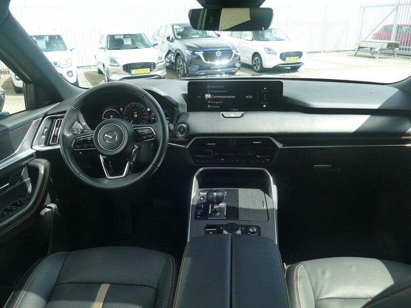 Mazda CX-60 (12)