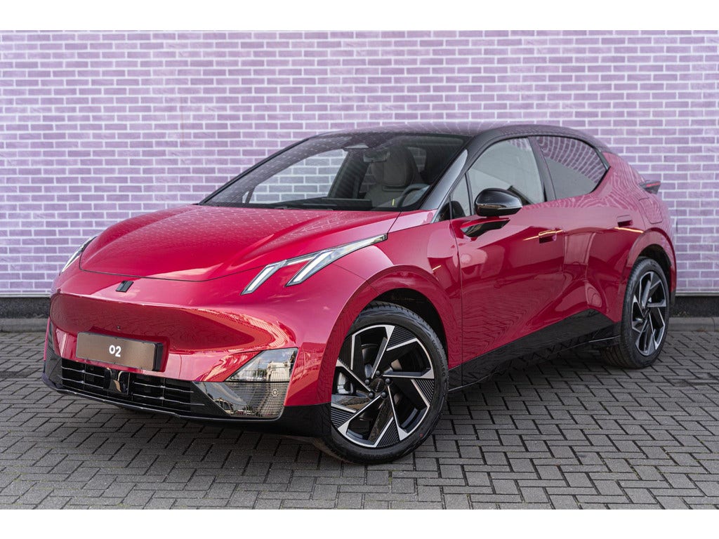 Lynk and Co 02