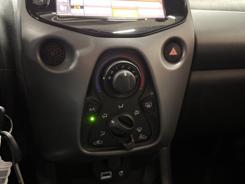 Toyota Aygo (12)