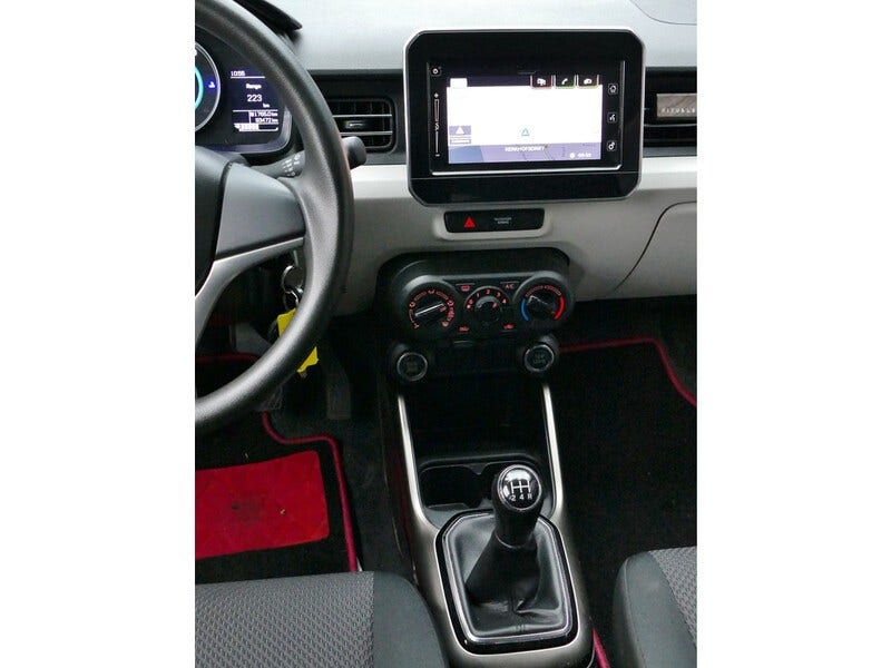 Suzuki Ignis (21)