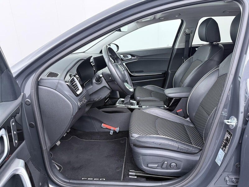 Kia Ceed Sportswagon (13)