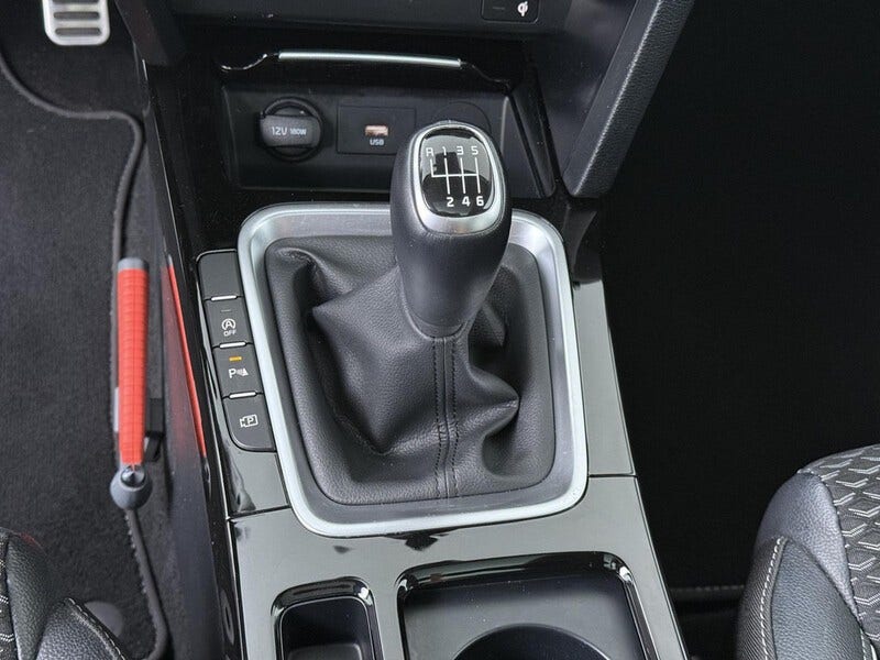 Kia Ceed Sportswagon (19)