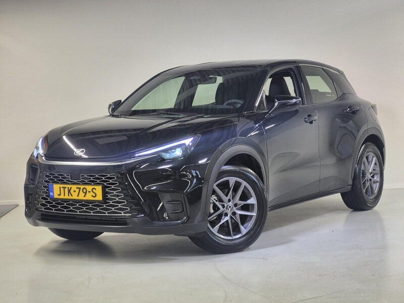 Lexus LBX
