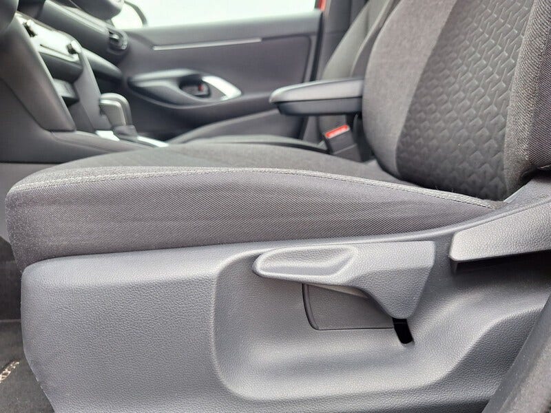 Toyota Yaris Cross (14)