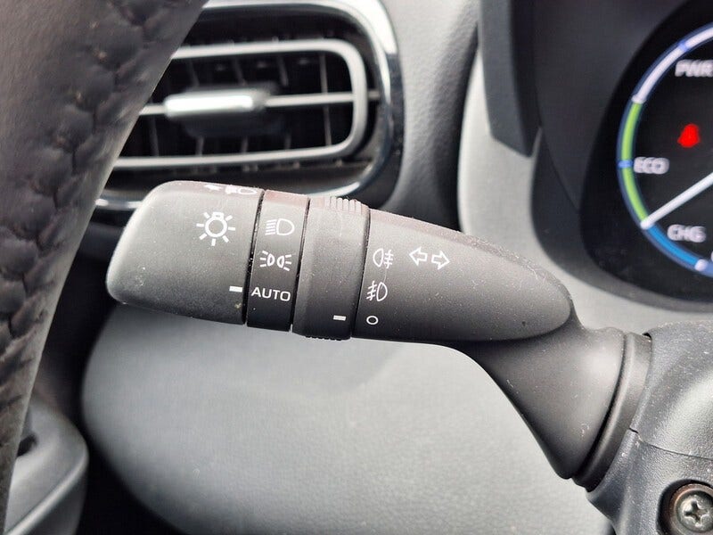 Toyota Yaris Cross (22)