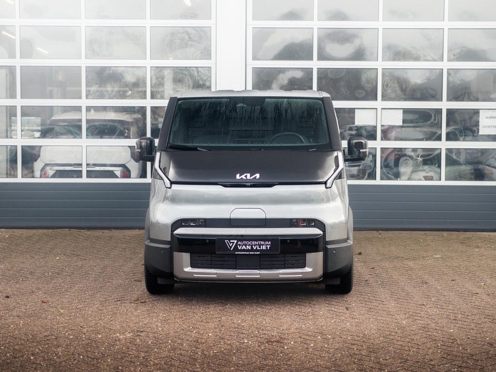 Kia PV5 (2)