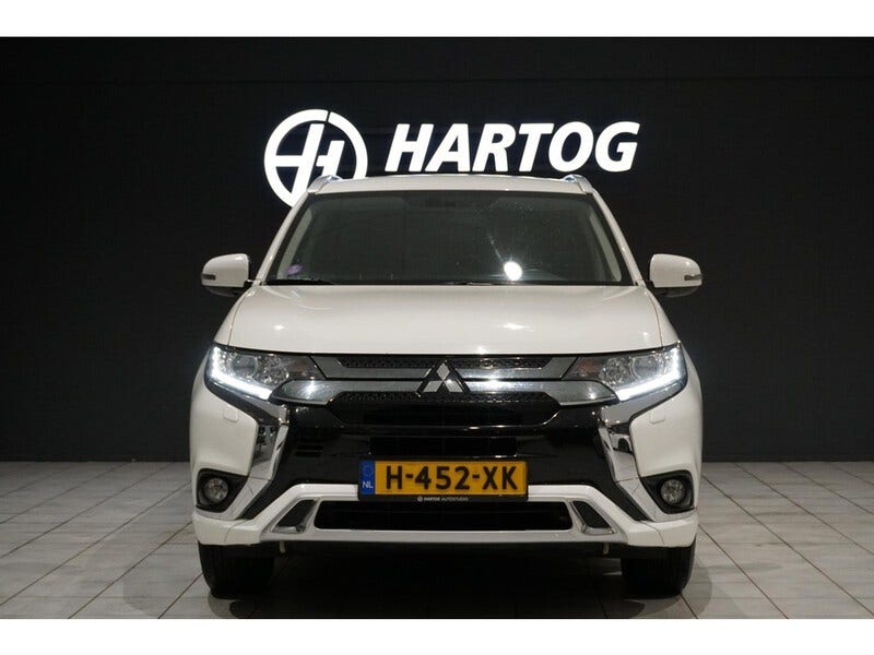 Mitsubishi Outlander (9)
