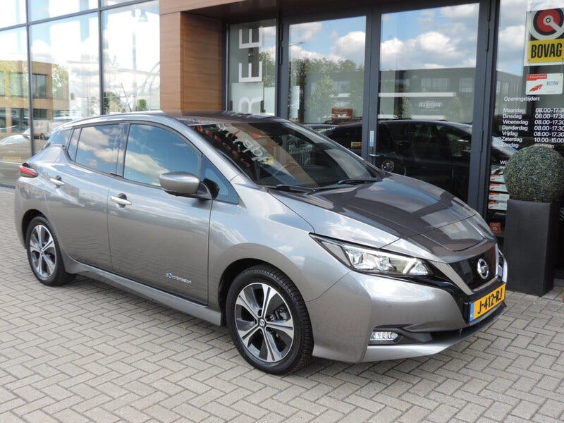 Nissan Leaf (4)