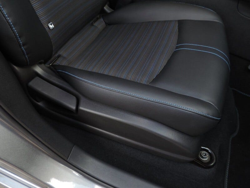 Nissan Leaf (14)