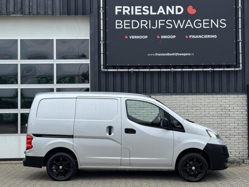 Nissan NV200