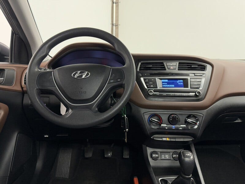 Hyundai i20 (8)