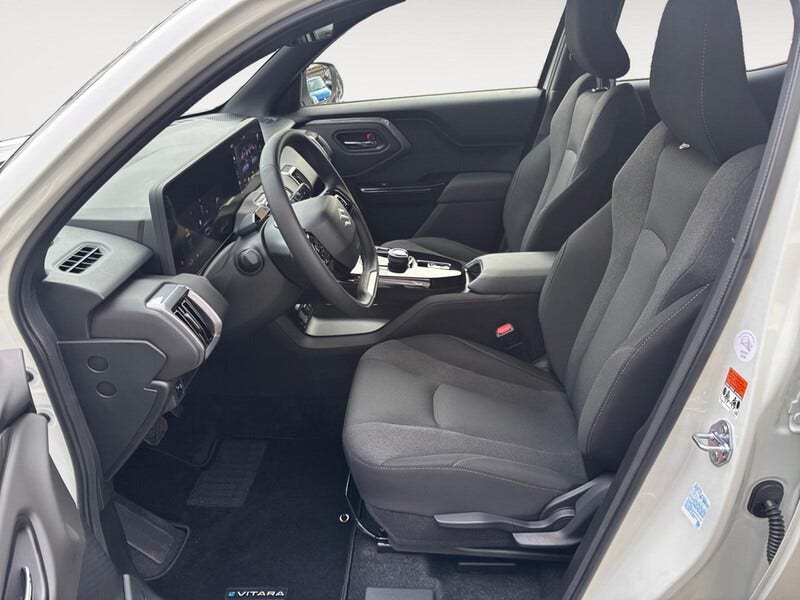 Suzuki E Vitara (8)