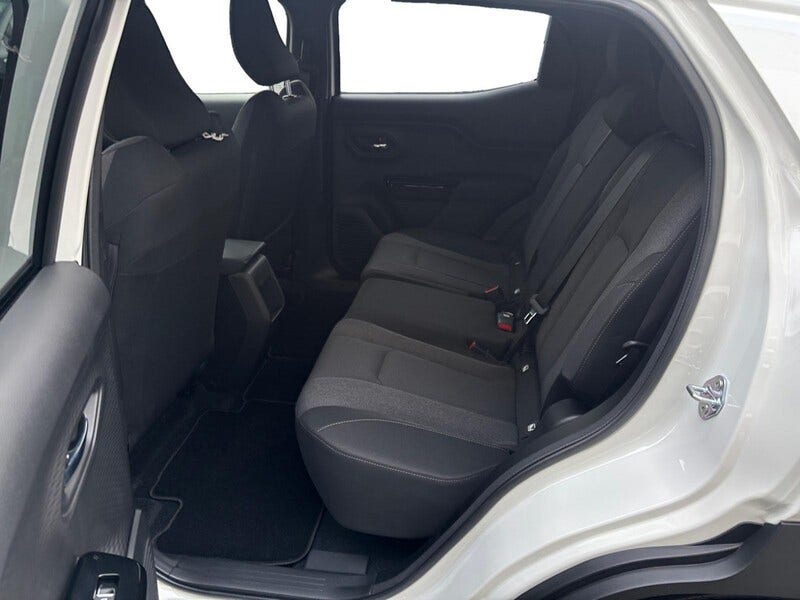 Suzuki E Vitara (17)