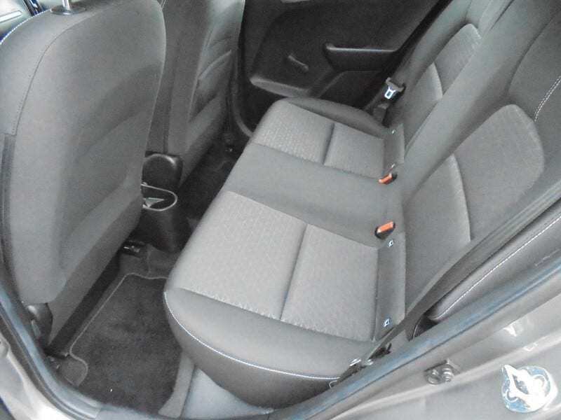 Kia Picanto (14)