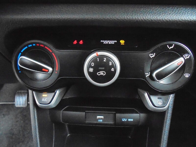 Kia Picanto (20)