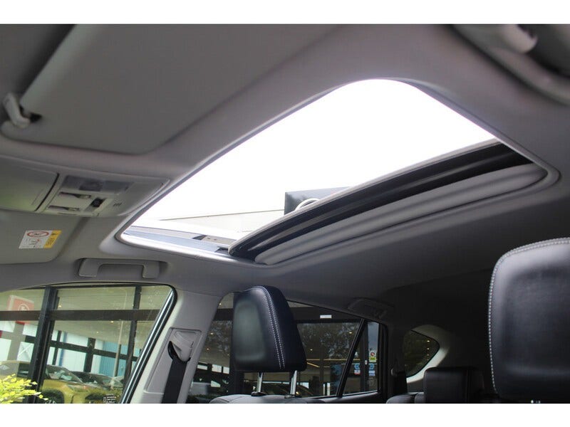 Toyota RAV4 (11)