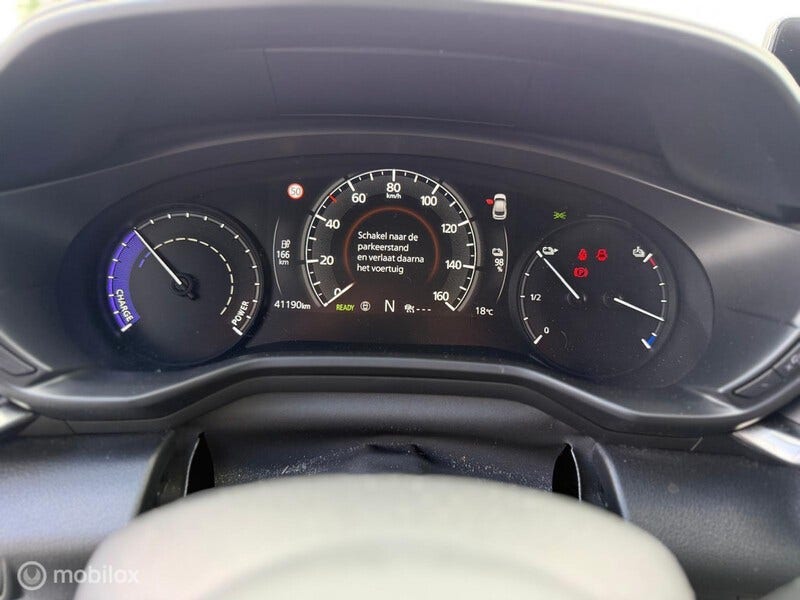 Mazda MX-30 (15)