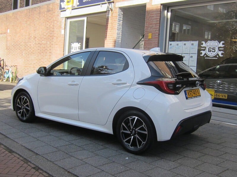 Toyota Yaris (3)