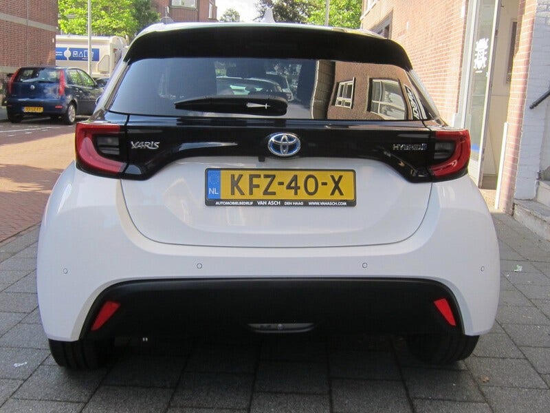 Toyota Yaris (4)