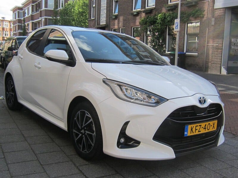 Toyota Yaris (5)
