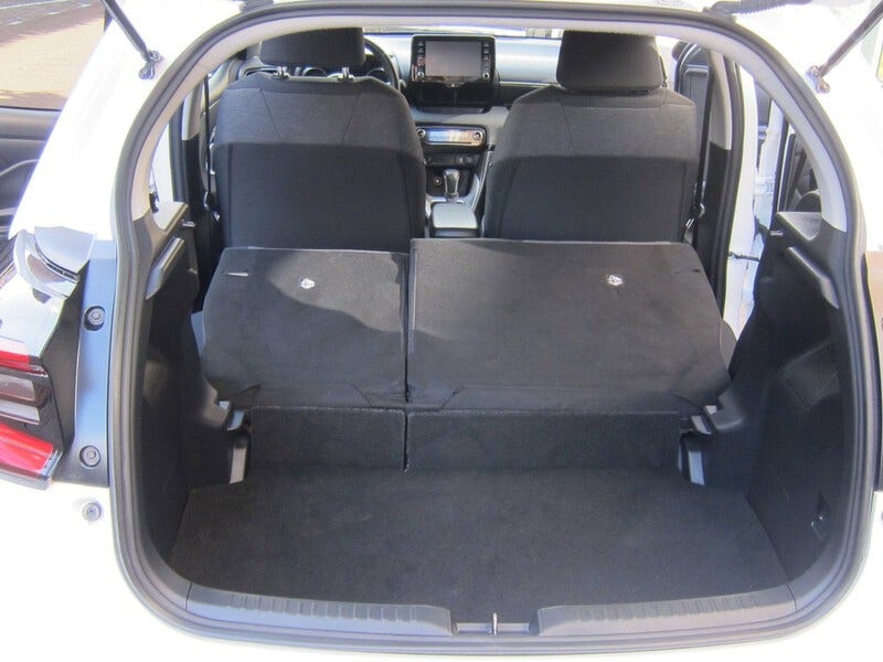 Toyota Yaris (13)