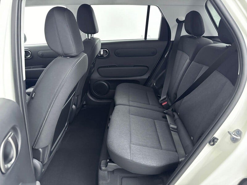 Hyundai Inster (13)
