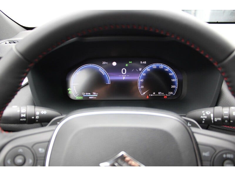 Suzuki Across (17)