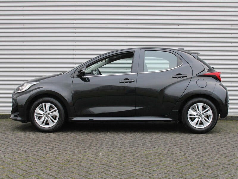 Mazda 2 Hybrid (7)