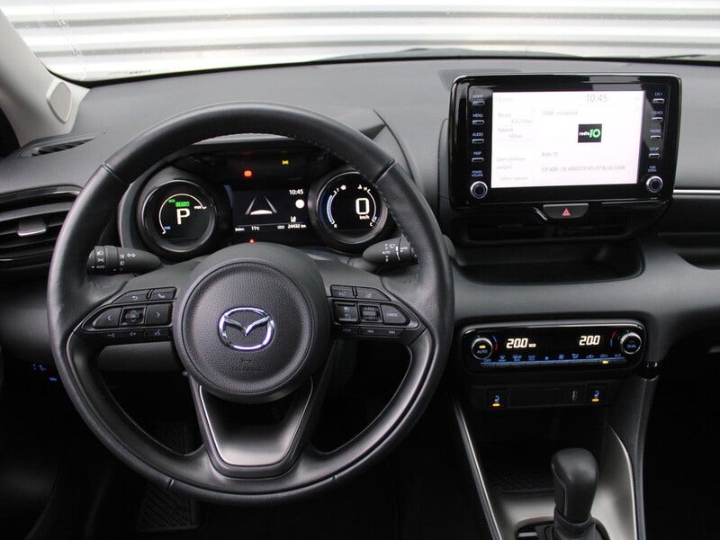 Mazda 2 Hybrid (9)