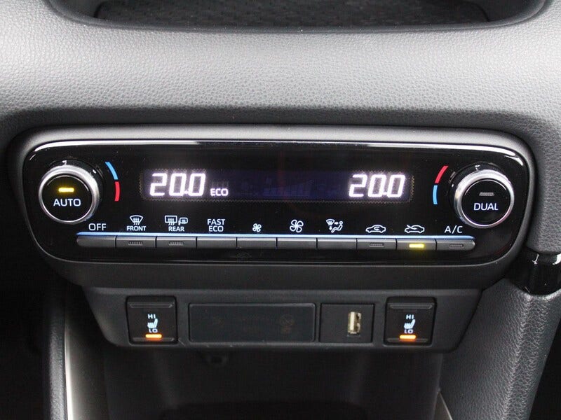 Mazda 2 Hybrid (20)