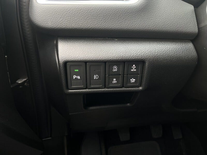 Suzuki Cross (23)