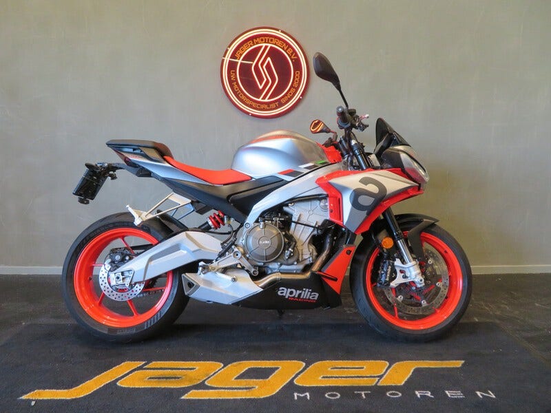 Aprilia Tuono 660