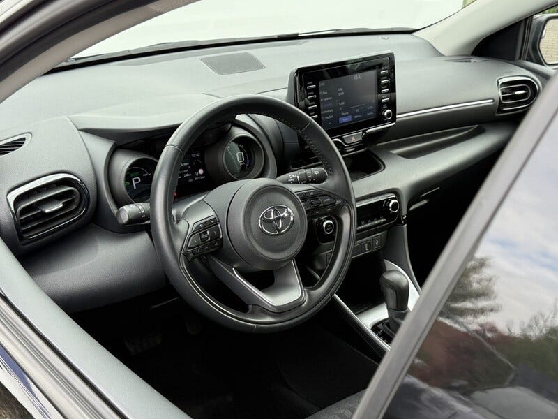 Toyota Yaris (9)