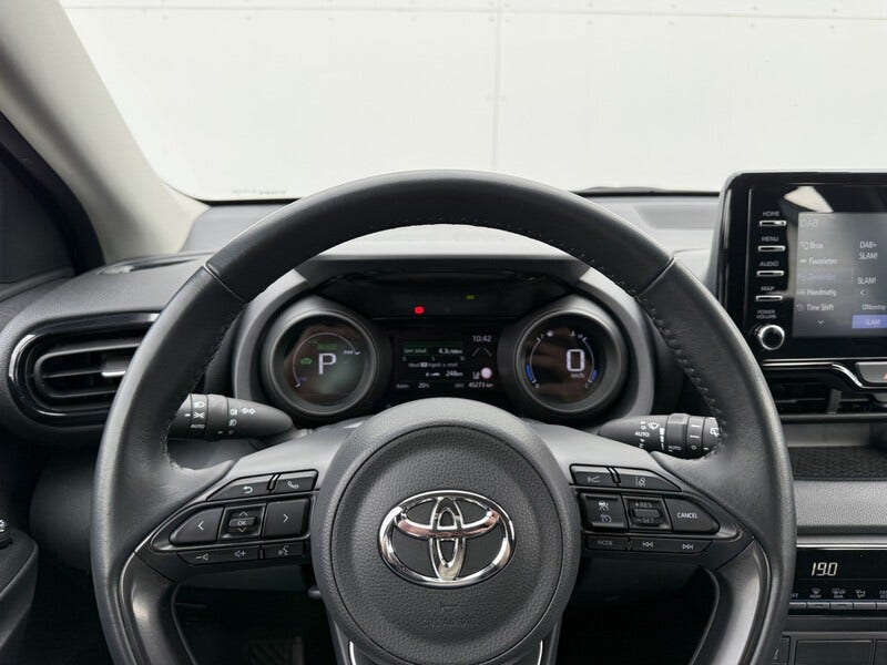 Toyota Yaris (13)