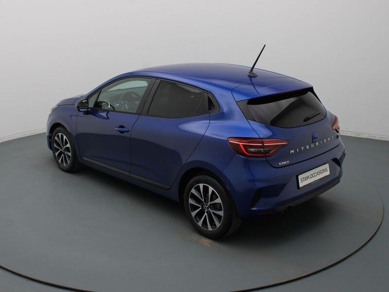 Mitsubishi Colt (12)