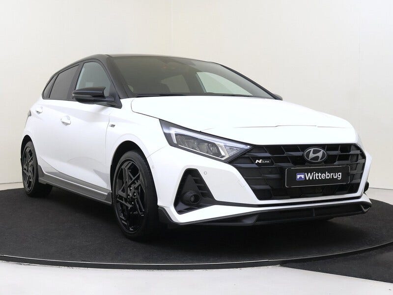 Hyundai i20 (2)