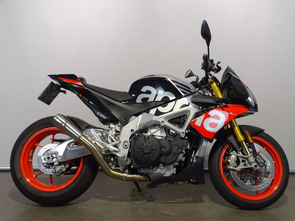Aprilia Tuono V4