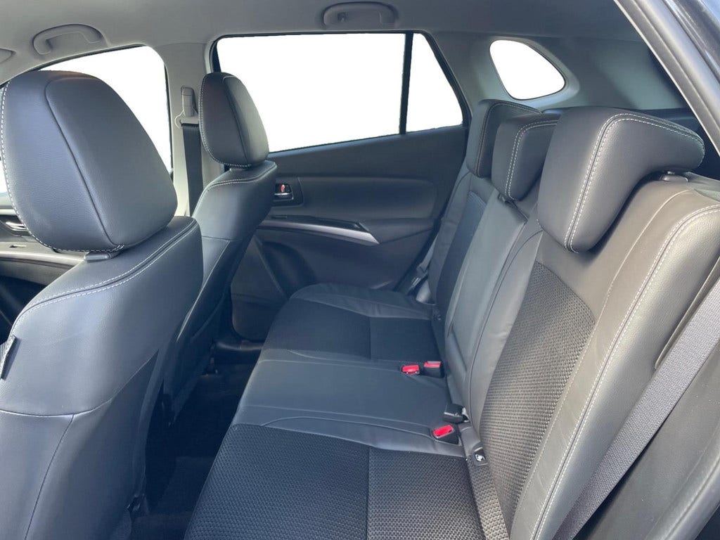 Suzuki Cross (13)