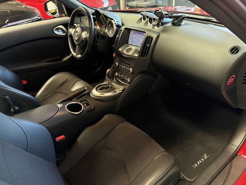 Nissan 370Z (14)