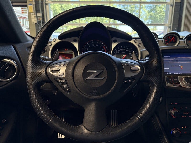 Nissan 370Z (15)